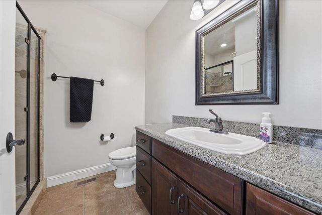 14495 Riva Ridge Cir, Auburn, CA 95602
