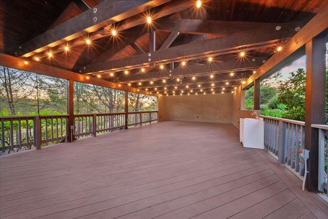 14495 Riva Ridge Cir, Auburn, CA 95602