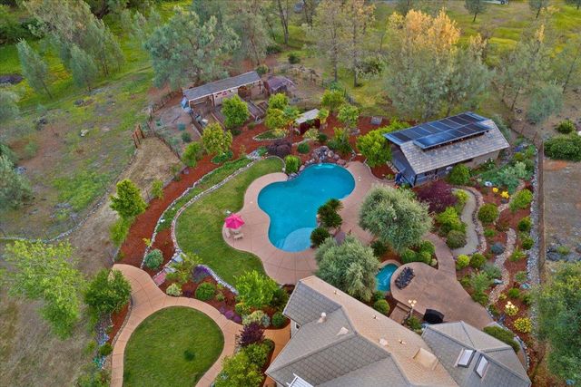 14495 Riva Ridge Cir, Auburn, CA 95602