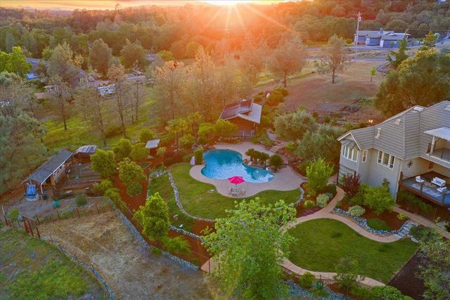 14495 Riva Ridge Cir, Auburn, CA 95602