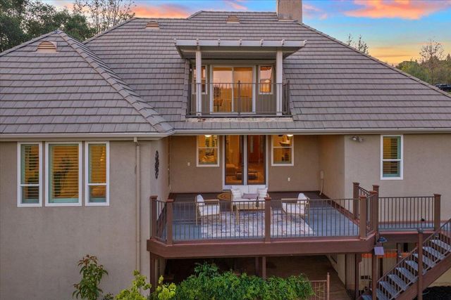 14495 Riva Ridge Cir, Auburn, CA 95602