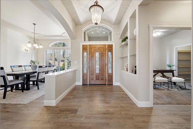 14495 Riva Ridge Cir, Auburn, CA 95602