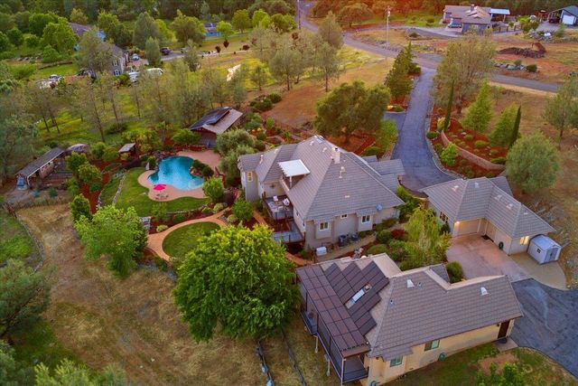 14495 Riva Ridge Cir, Auburn, CA 95602