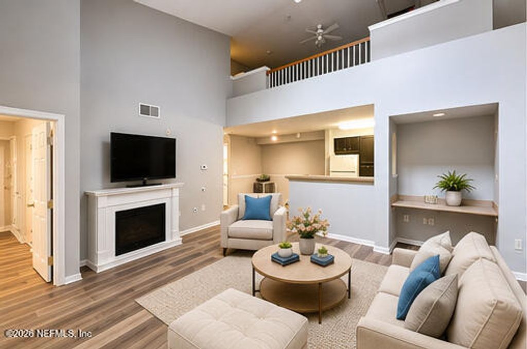 8550 TOUCHTON Road 1736, Jacksonville, FL 32216