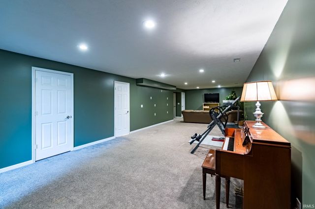 59412 County Road 1 Road, Elkhart, IN 46517