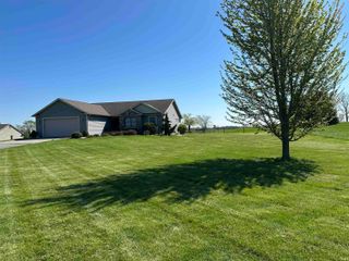 59412 County Road 1 Road, Elkhart, IN 46517