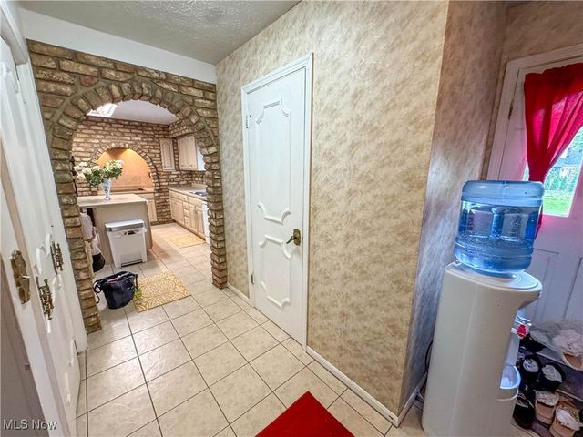 5594 Engleton Lane, Liberty, OH 44420