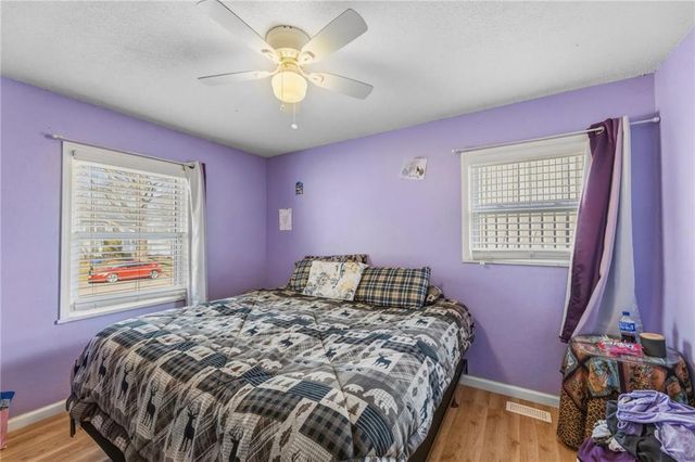 829 N Choctaw Avenue, Independence, MO 64056