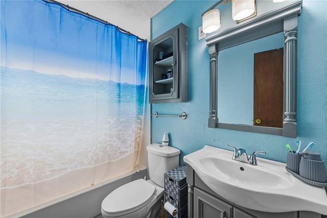 829 N Choctaw Avenue, Independence, MO 64056