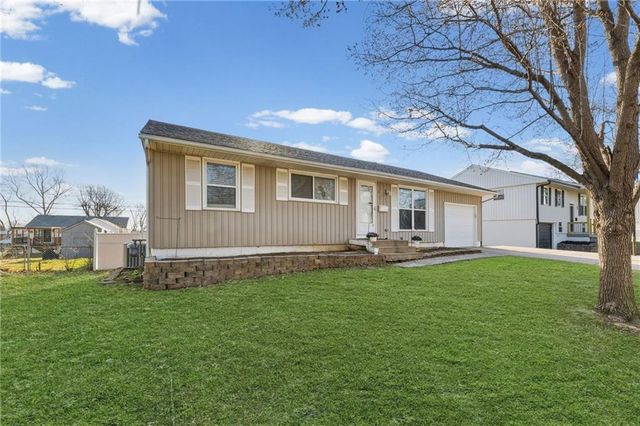 829 N Choctaw Avenue, Independence, MO 64056