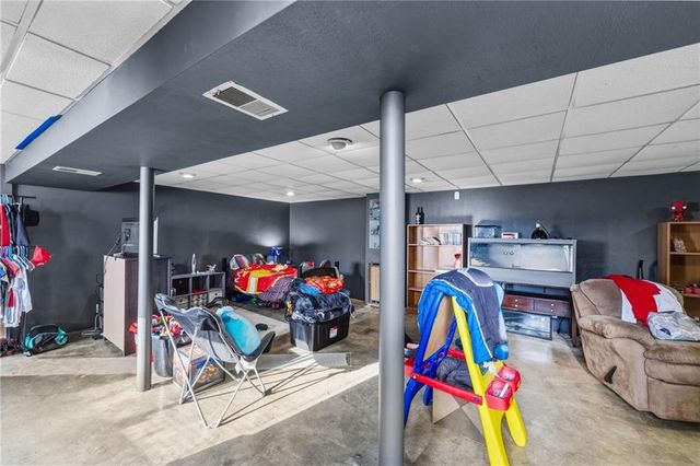 829 N Choctaw Avenue, Independence, MO 64056