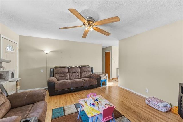 829 N Choctaw Avenue, Independence, MO 64056