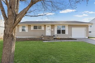 829 N Choctaw Avenue, Independence, MO 64056