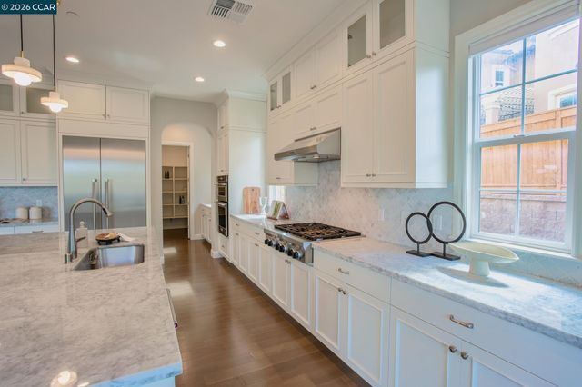 2071 Drysdale St, Danville, CA 94506