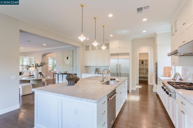 2071 Drysdale St, Danville, CA 94506