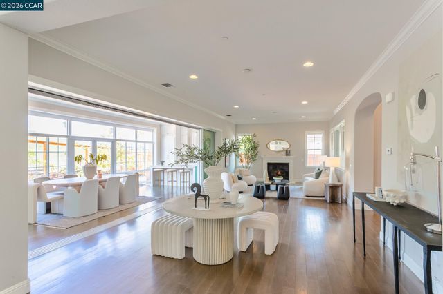 2071 Drysdale St, Danville, CA 94506