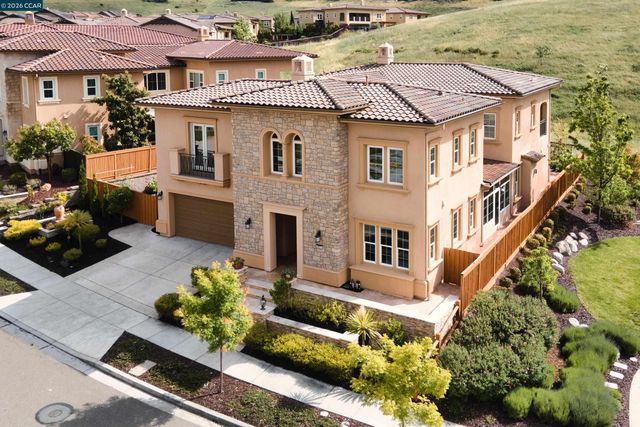 2071 Drysdale St, Danville, CA 94506