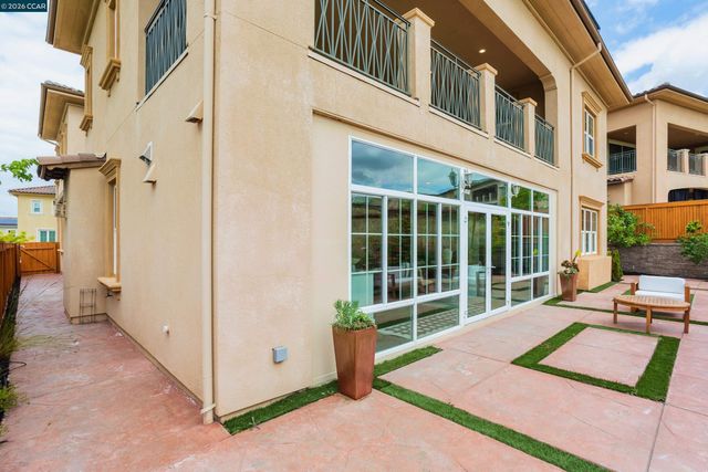 2071 Drysdale St, Danville, CA 94506