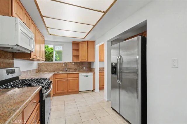 4055 Alla Road, Los Angeles, CA 90066