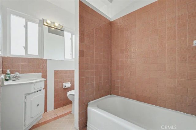 4055 Alla Road, Los Angeles, CA 90066