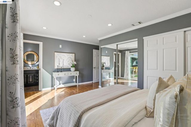 7799 Hermitage Ave, Newark, CA 94560