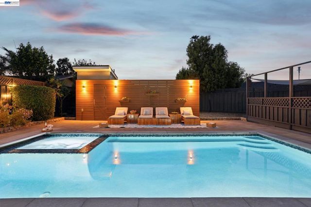 7799 Hermitage Ave, Newark, CA 94560