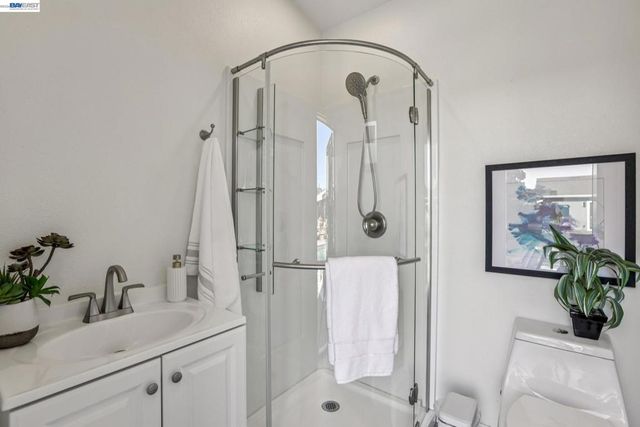 7799 Hermitage Ave, Newark, CA 94560
