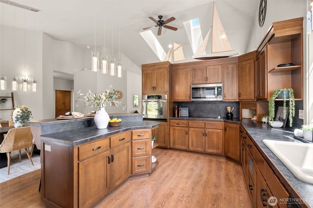 11715 Scott Creek Drive SW, Olympia, WA 98512