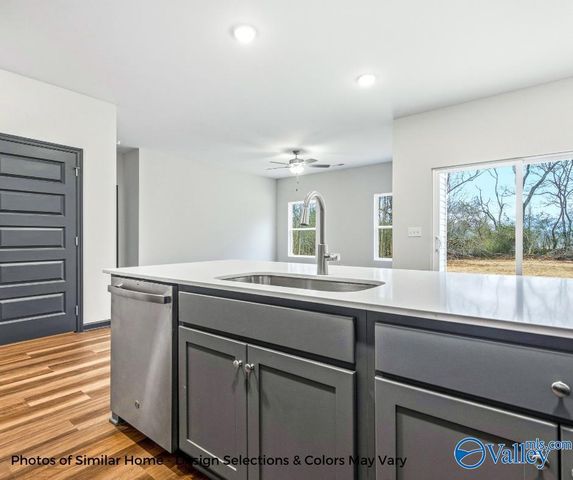 2305 Shady Lane Drive NW, Huntsville, AL 35810