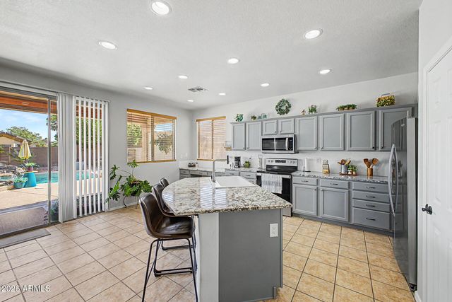 13355 W MAUNA LOA Lane, Surprise, AZ 85379