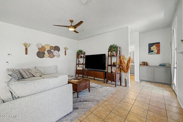 13355 W MAUNA LOA Lane, Surprise, AZ 85379