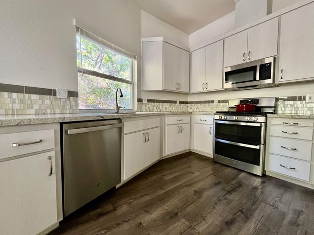 500 Silkwood Dr, Auburn, CA 95603
