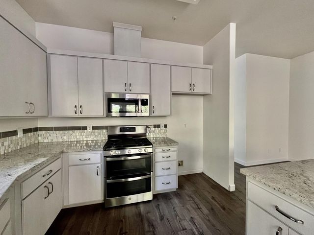 500 Silkwood Dr, Auburn, CA 95603