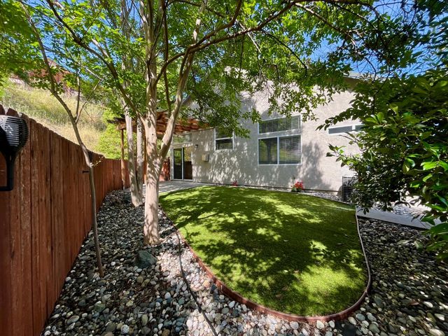 500 Silkwood Dr, Auburn, CA 95603