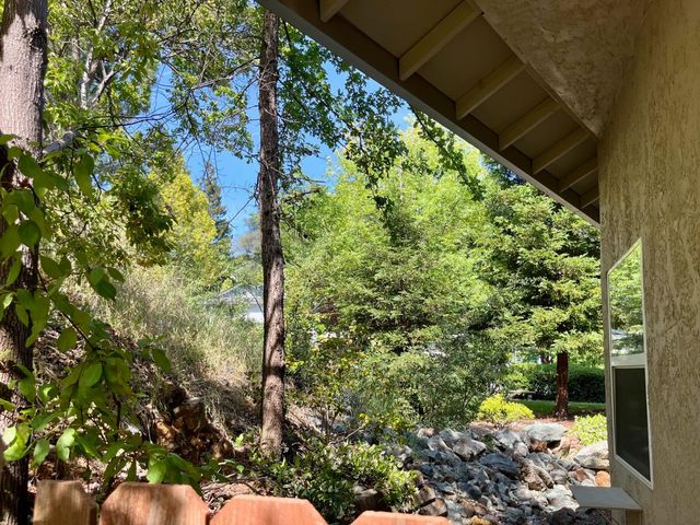 500 Silkwood Dr, Auburn, CA 95603