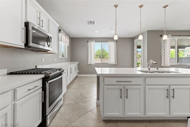 2462 Sylvan Hymn Street, Henderson, NV 89044