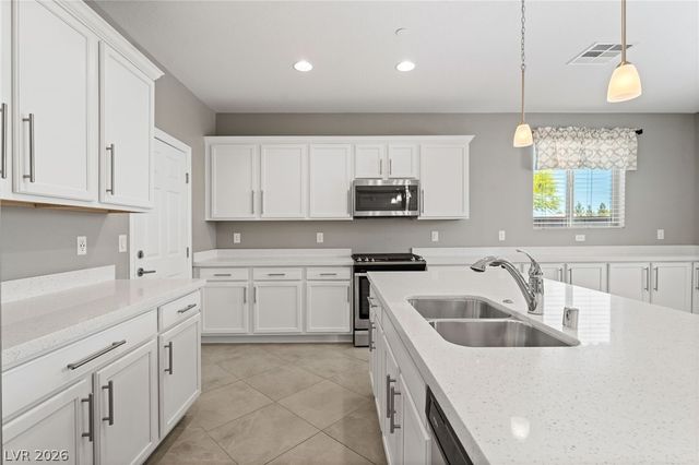 2462 Sylvan Hymn Street, Henderson, NV 89044