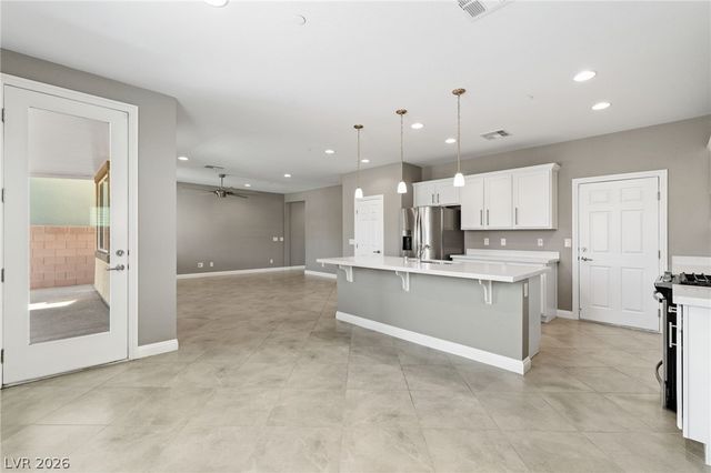 2462 Sylvan Hymn Street, Henderson, NV 89044