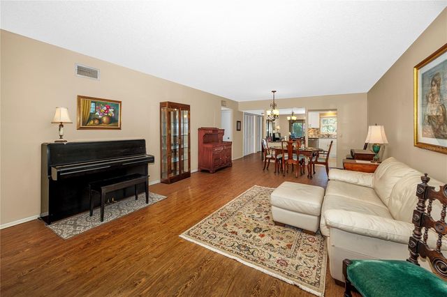 2440 WORLD PARKWAY BOULEVARD 38, Clearwater, FL 33763