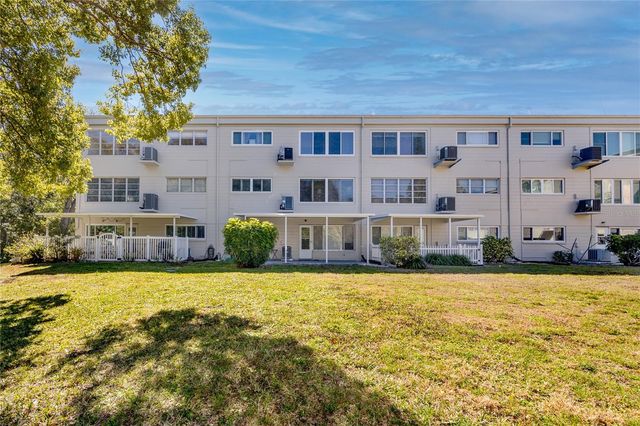2440 WORLD PARKWAY BOULEVARD 38, Clearwater, FL 33763