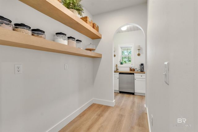 19058 James Road, Gulf Shores, AL 36542