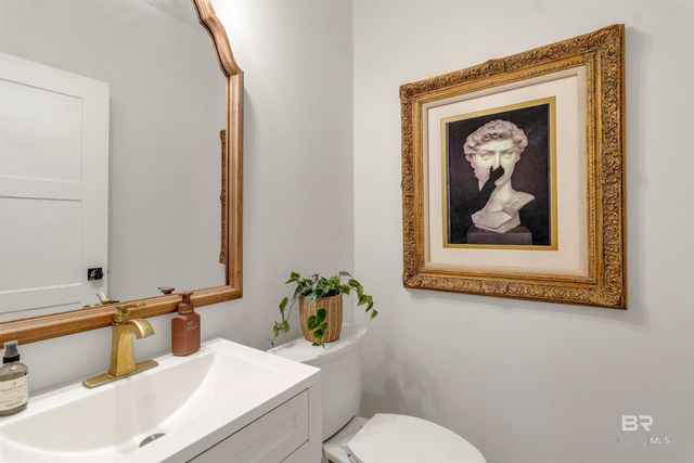 19058 James Road, Gulf Shores, AL 36542