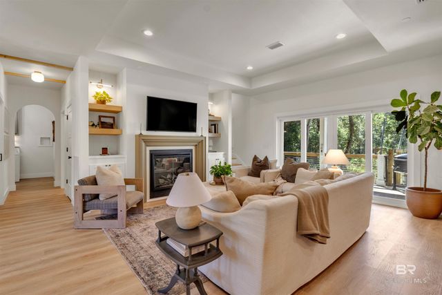 19058 James Road, Gulf Shores, AL 36542