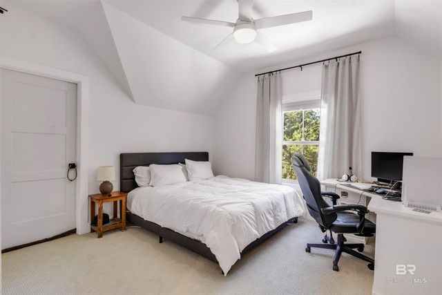 19058 James Road, Gulf Shores, AL 36542