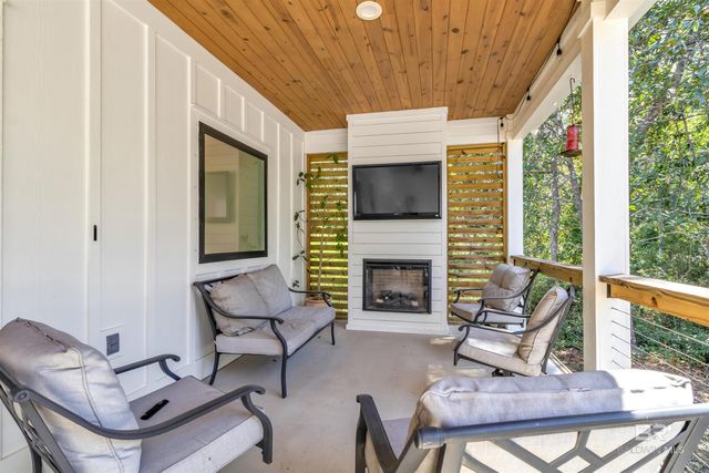 19058 James Road, Gulf Shores, AL 36542