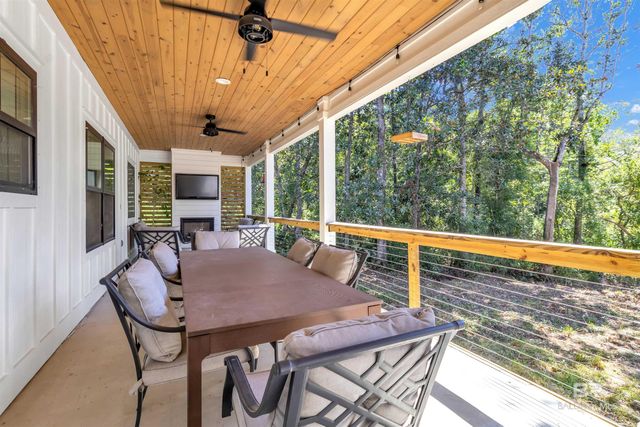 19058 James Road, Gulf Shores, AL 36542