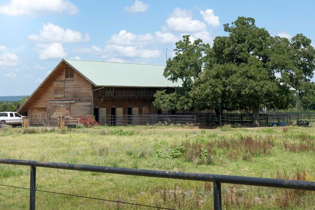 505 Canyon Lake Road, Gordon, TX 76453