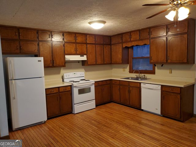 112 Vincent Avenue, Stockbridge, GA 30281