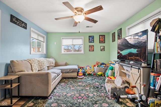 1069 E 775 S, Nineveh, IN 46164