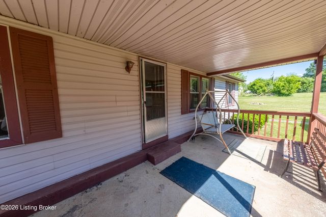 114 W Holiday Beach Loop, Mcdaniels, KY 40152